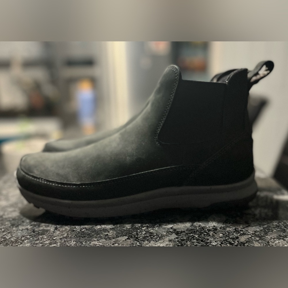 Duluth Trading Co Black Chelsea Work Boots